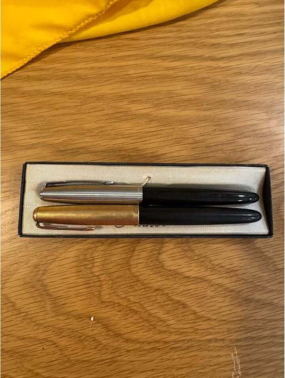 Vintage Parker 51 Fountain and Parker 21 Pen Set